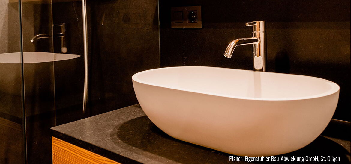 Feinsteinzeug Glocal im Badbereich