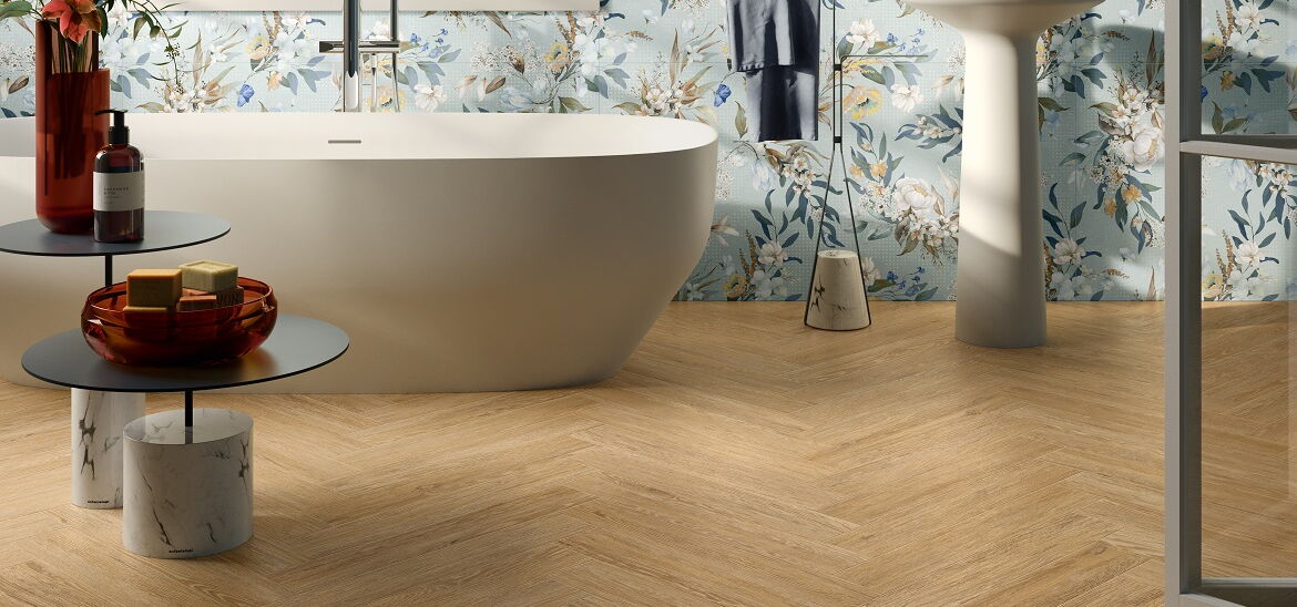 Holzfliesen im Badezimmer