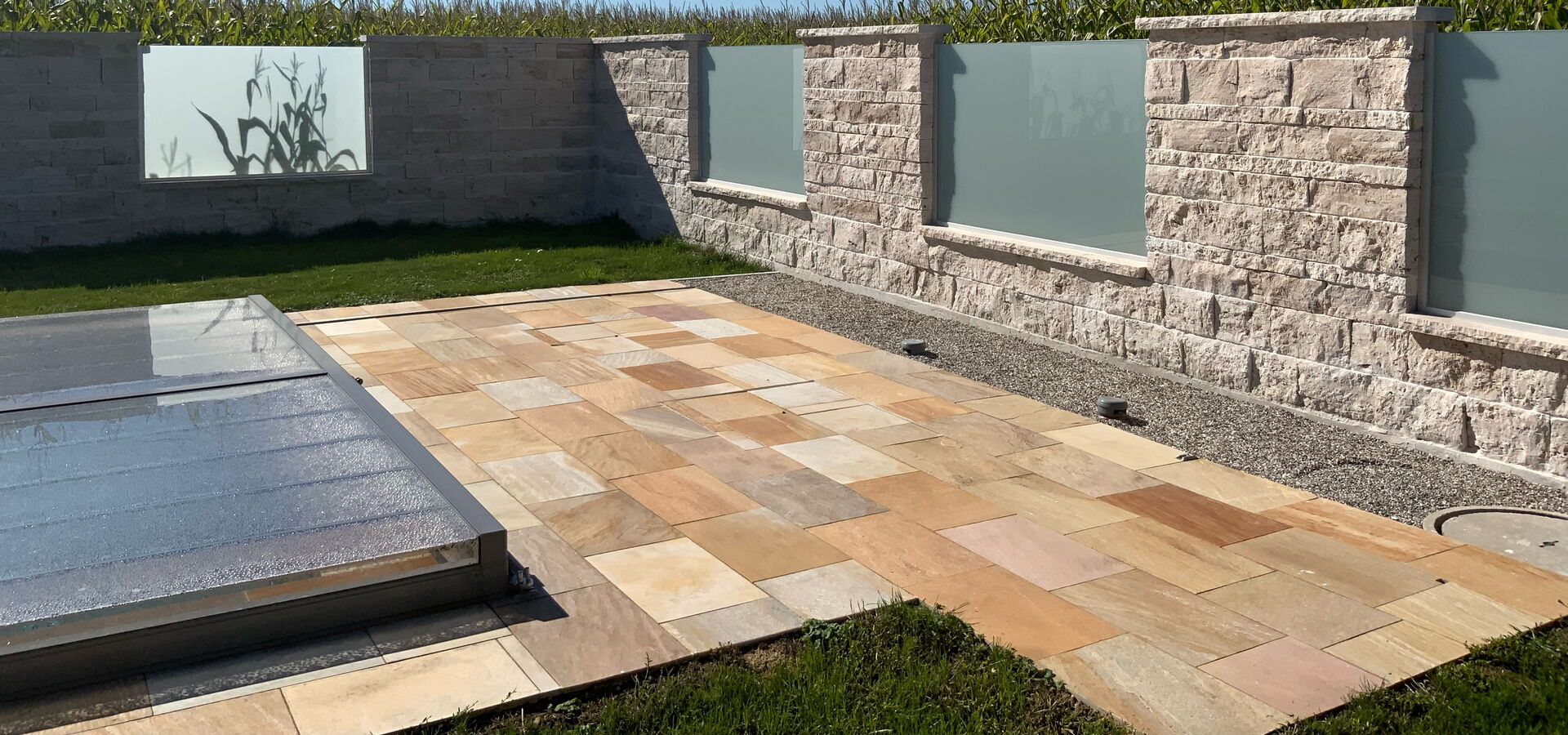 Terasse Samba Quarzit bruchrau