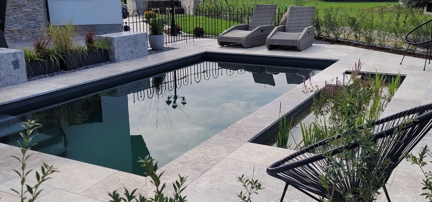 Naturstein Poolumrandung