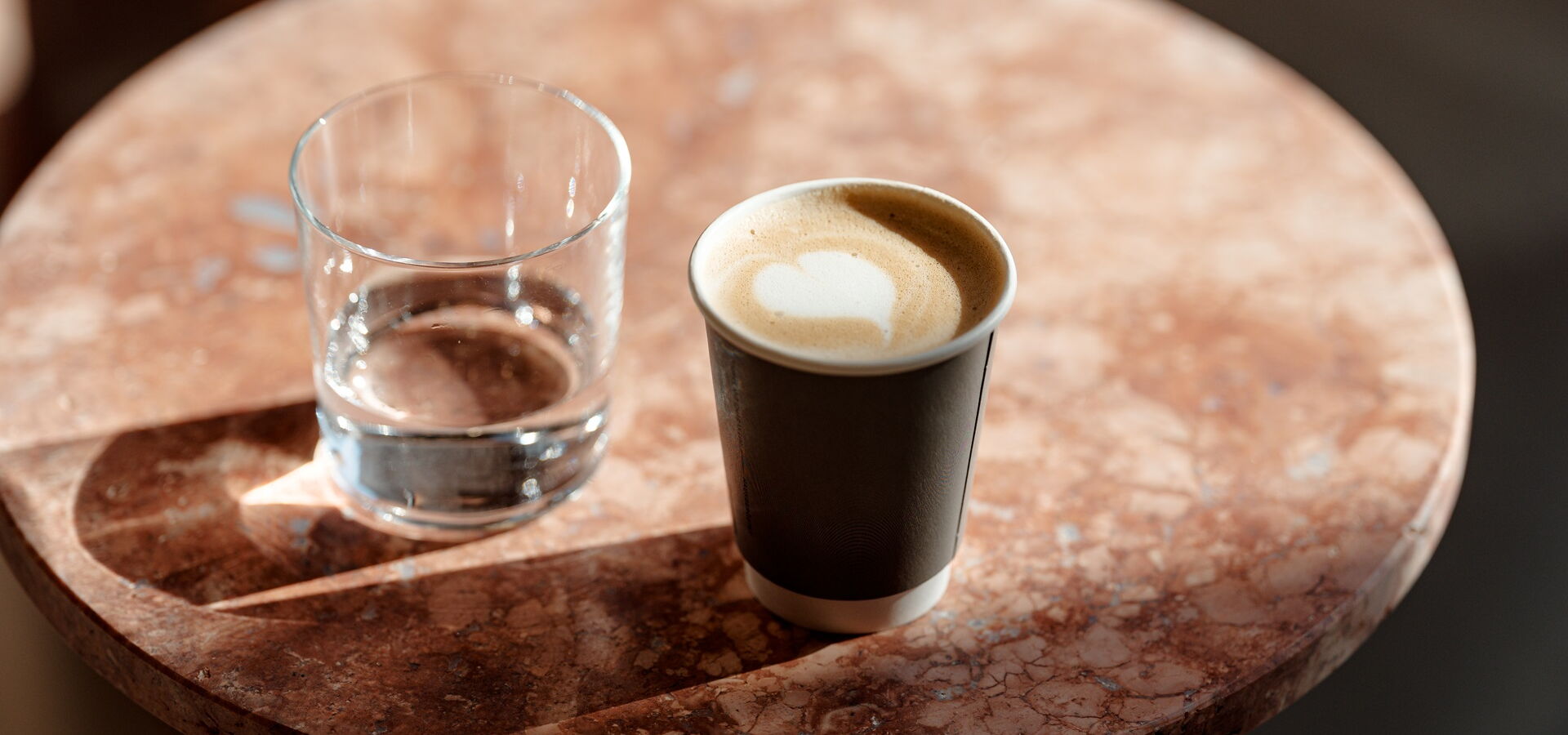 roter Travertin Tischplatte