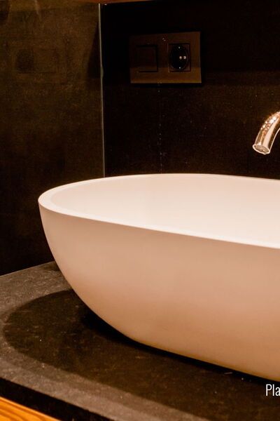 Feinsteinzeug für Stiegen