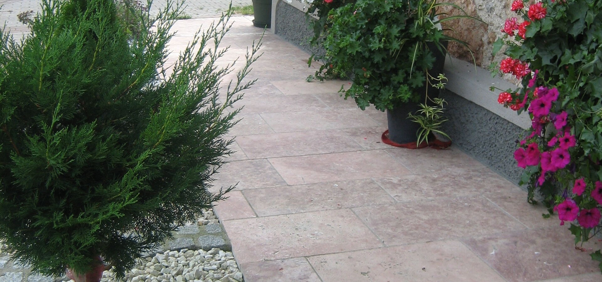 Travertin Red Naturstein