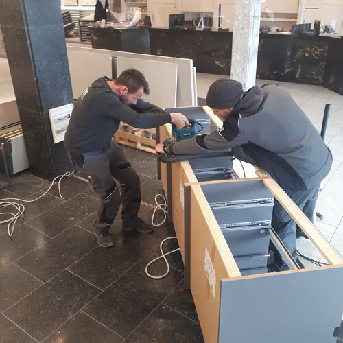 Dienstleistung Montage