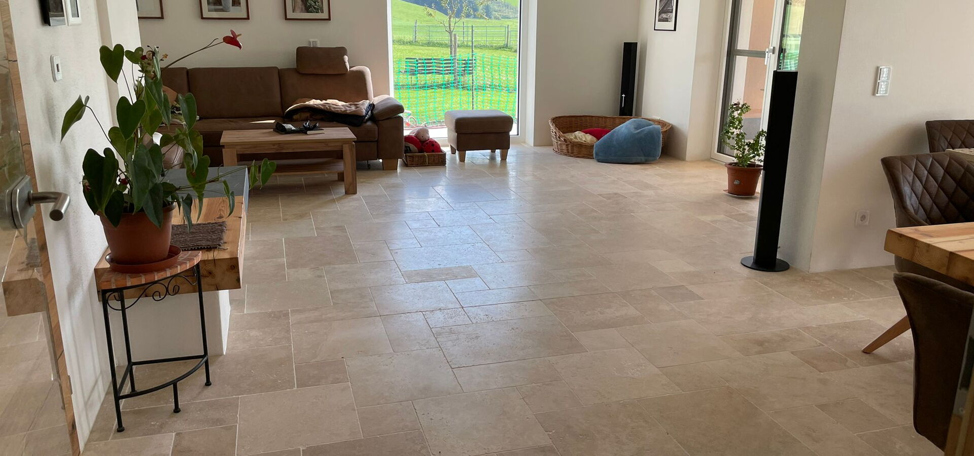 Keramikfliesen Travertin ivory gebürstet