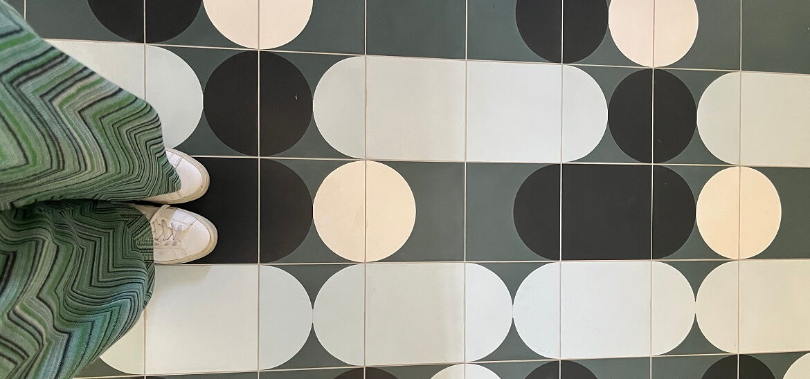 Zementfliesen mit Kreisoptik