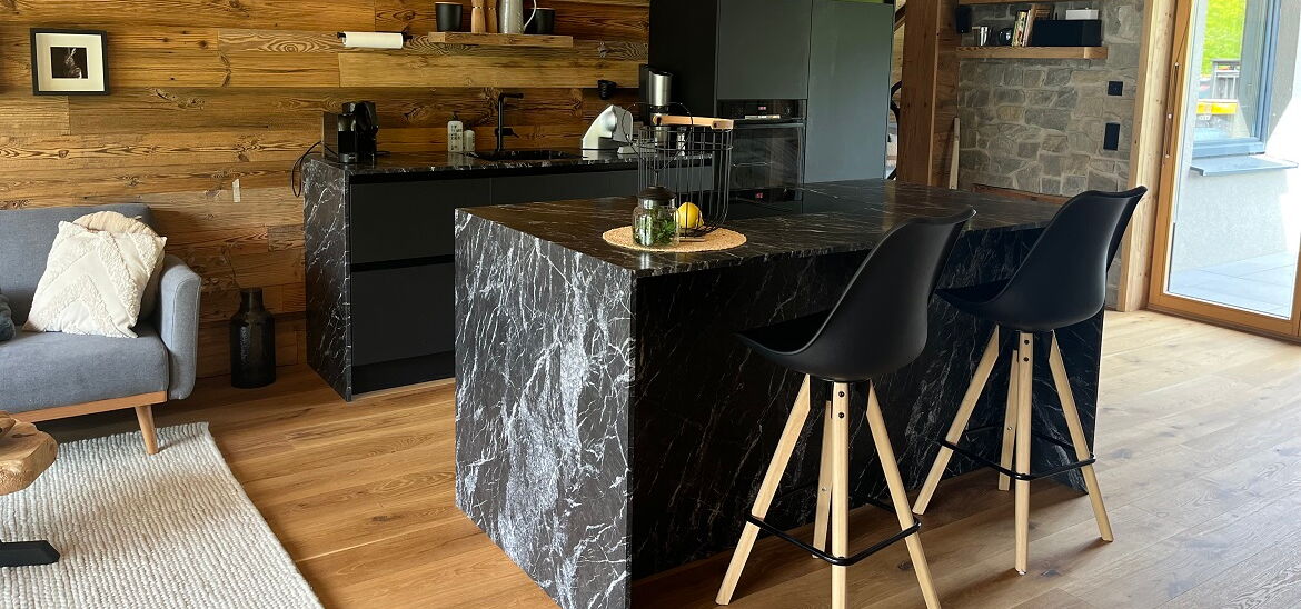 Kalkstein Grigio Carnico Kücheninsel